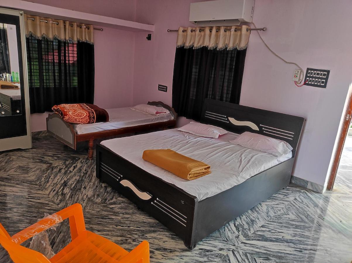 Vrundavan Home Stay And Village Resort Kevadia Exterior photo