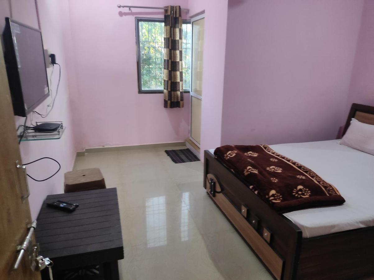Vrundavan Home Stay And Village Resort Kevadia Exterior photo