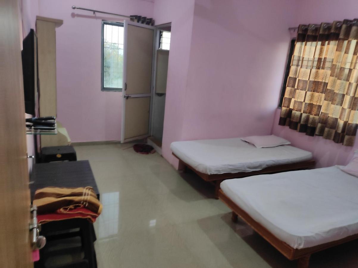 Vrundavan Home Stay And Village Resort Kevadia Exterior photo